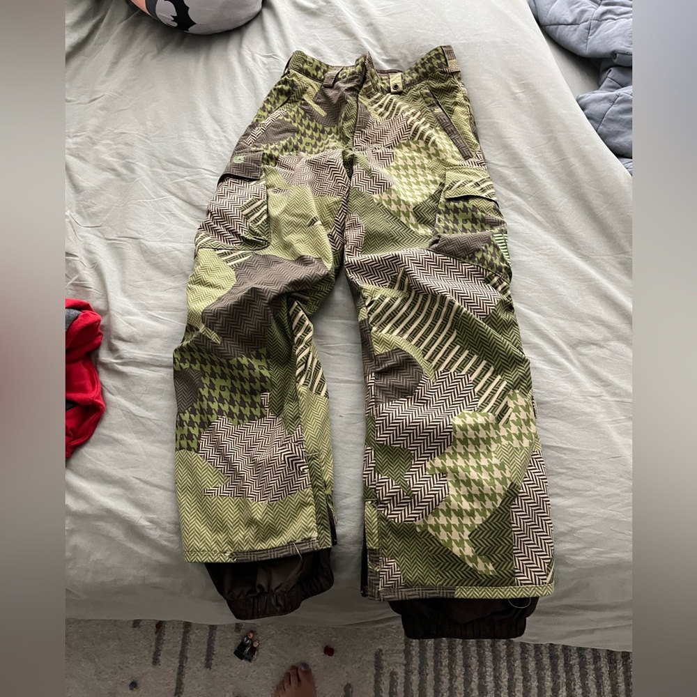 Burton snowboard pants Boys size large 10-12